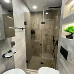 Apartment Sea Breeze 1 *