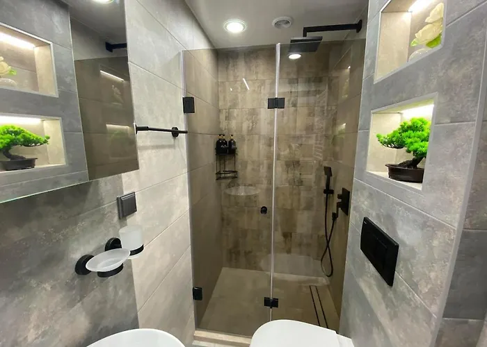 Апартамент Sea Breeze 1 *