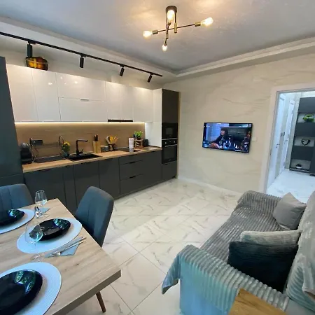 Sea Breeze 1 Apartment *