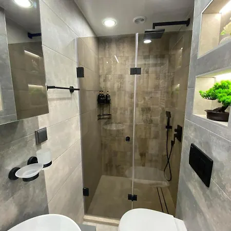 Апартаменты Sea Breeze 1 *