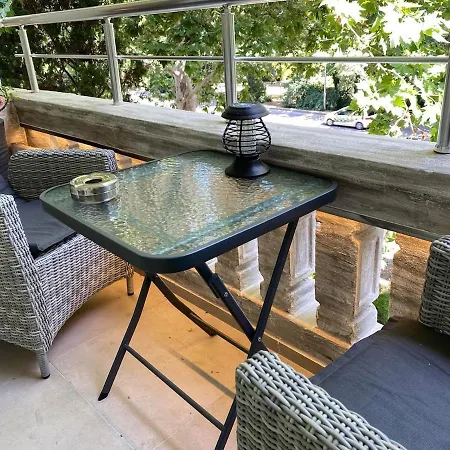 Sea Breeze 1 Апартаменты *